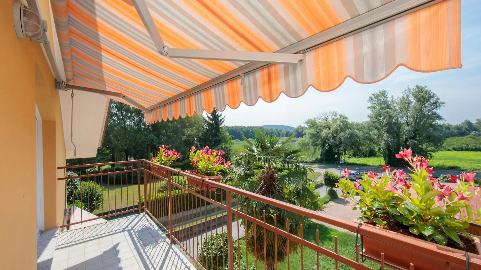 Silver Lake Apartment - Happy Rentals أنغيرا
